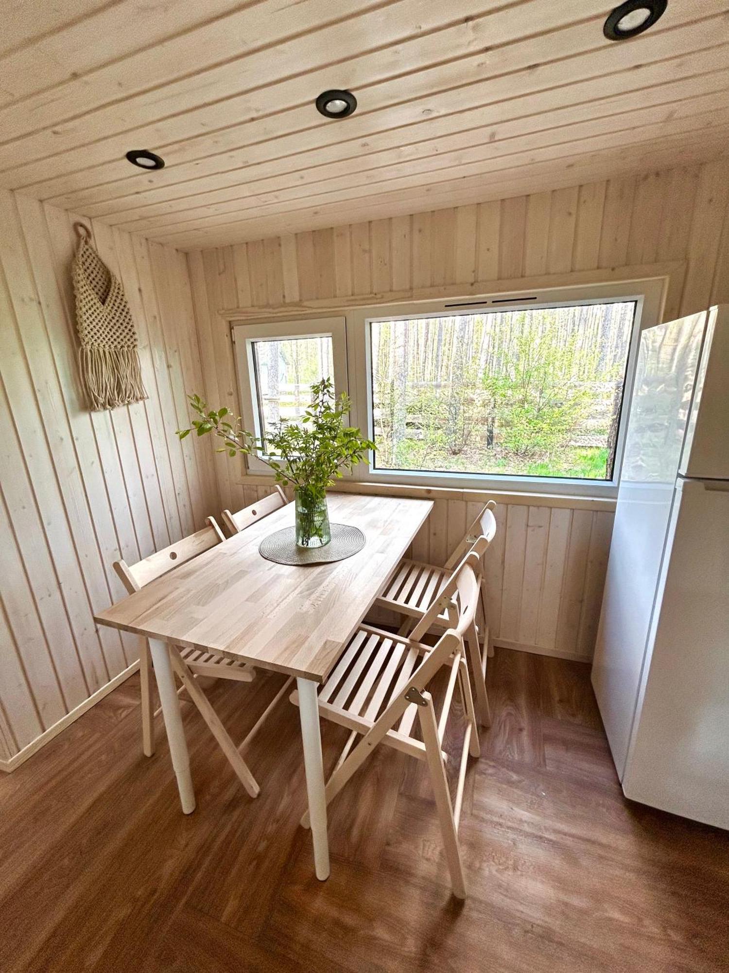 Lesny Domek W Stylu Scandi Z Jacuzzi Nad Jeziorem Kaszuby Grzybowo  Екстериор снимка