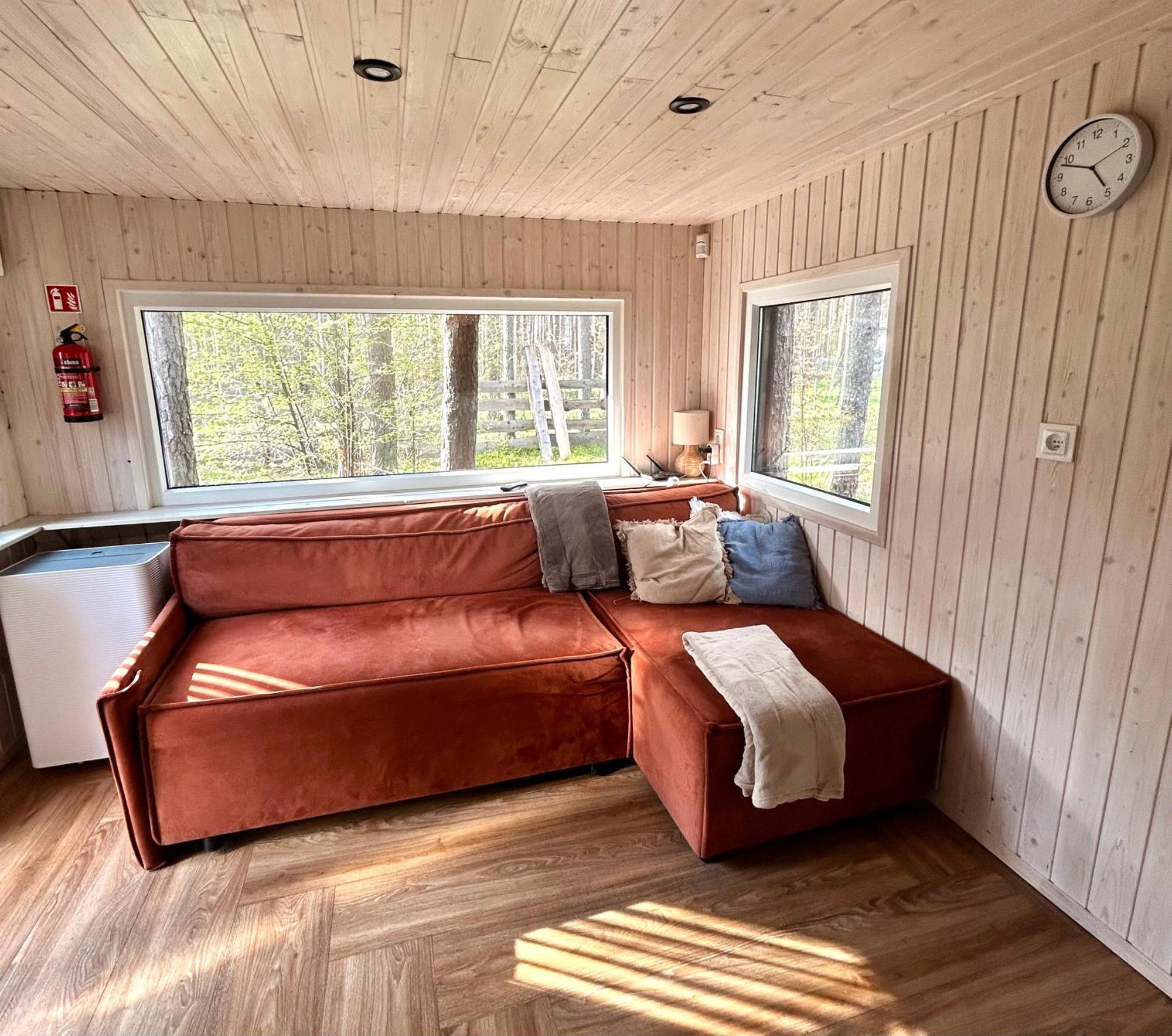 Lesny Domek W Stylu Scandi Z Jacuzzi Nad Jeziorem Kaszuby Grzybowo  Екстериор снимка